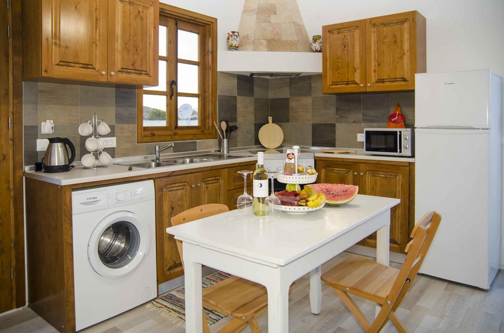 Lindos Seaside Junior Apartment Buitenkant foto